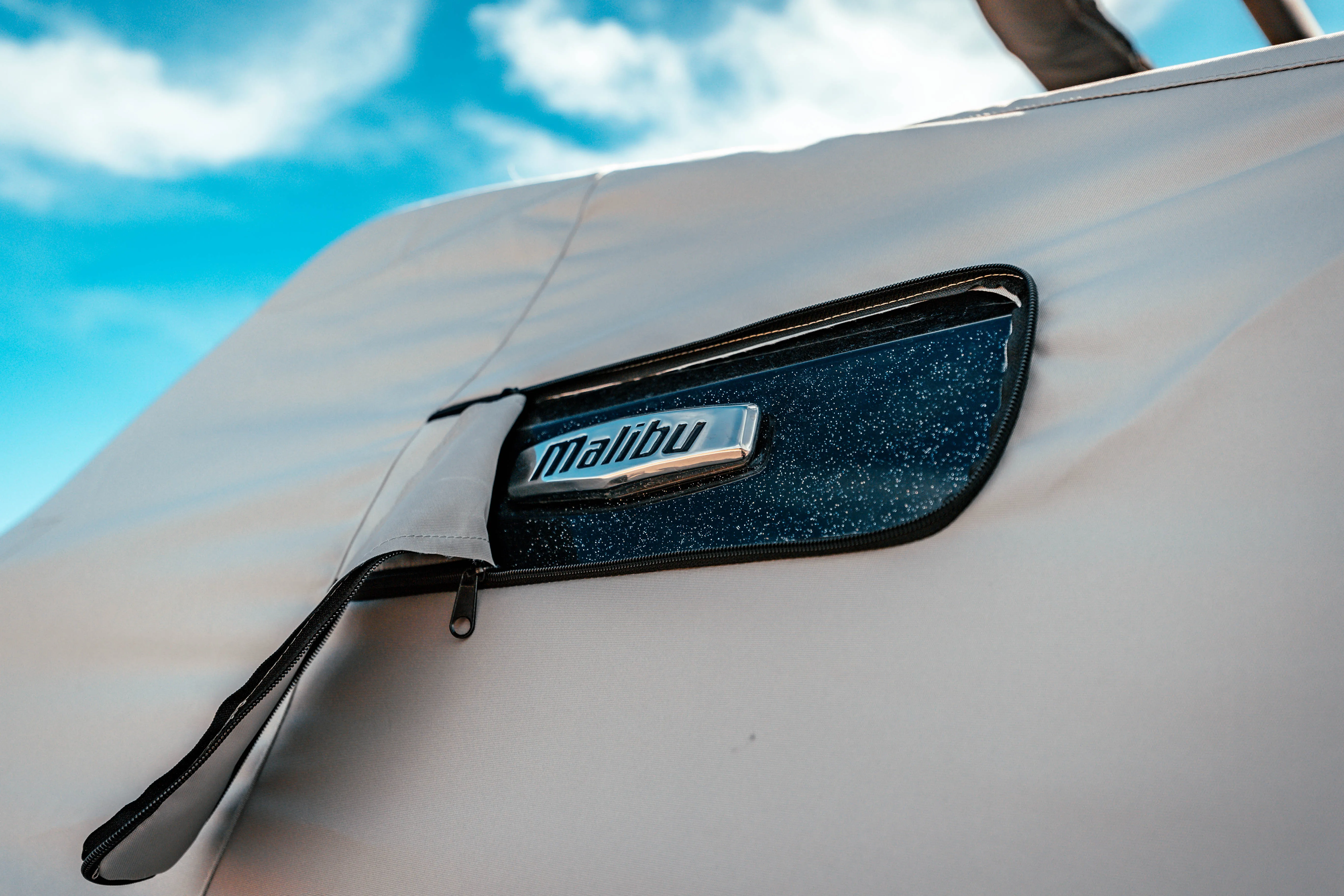 2018 25 LSV Cover - G3.5 Tower W/Swim Platform Cover