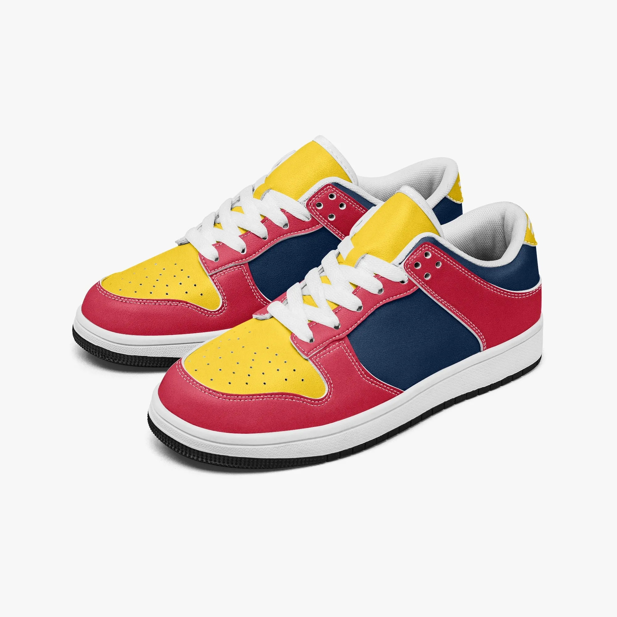 317 Dunk Stylish Women Low-Top Leather Sneakers