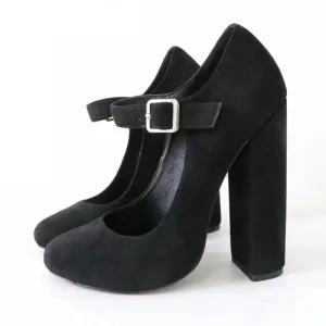 Black Mary Jane Pumps