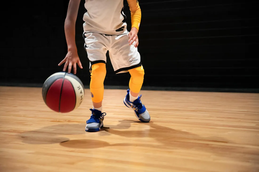 Kids' Intermediate Basketball Shoes SS500M