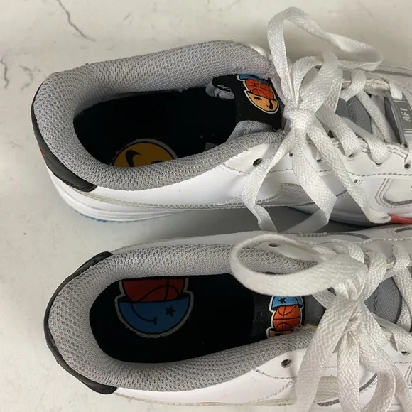 Nike Air Force 1 LV8 1 ‘Happy Hoops’ DM8088-100 Size 4Y