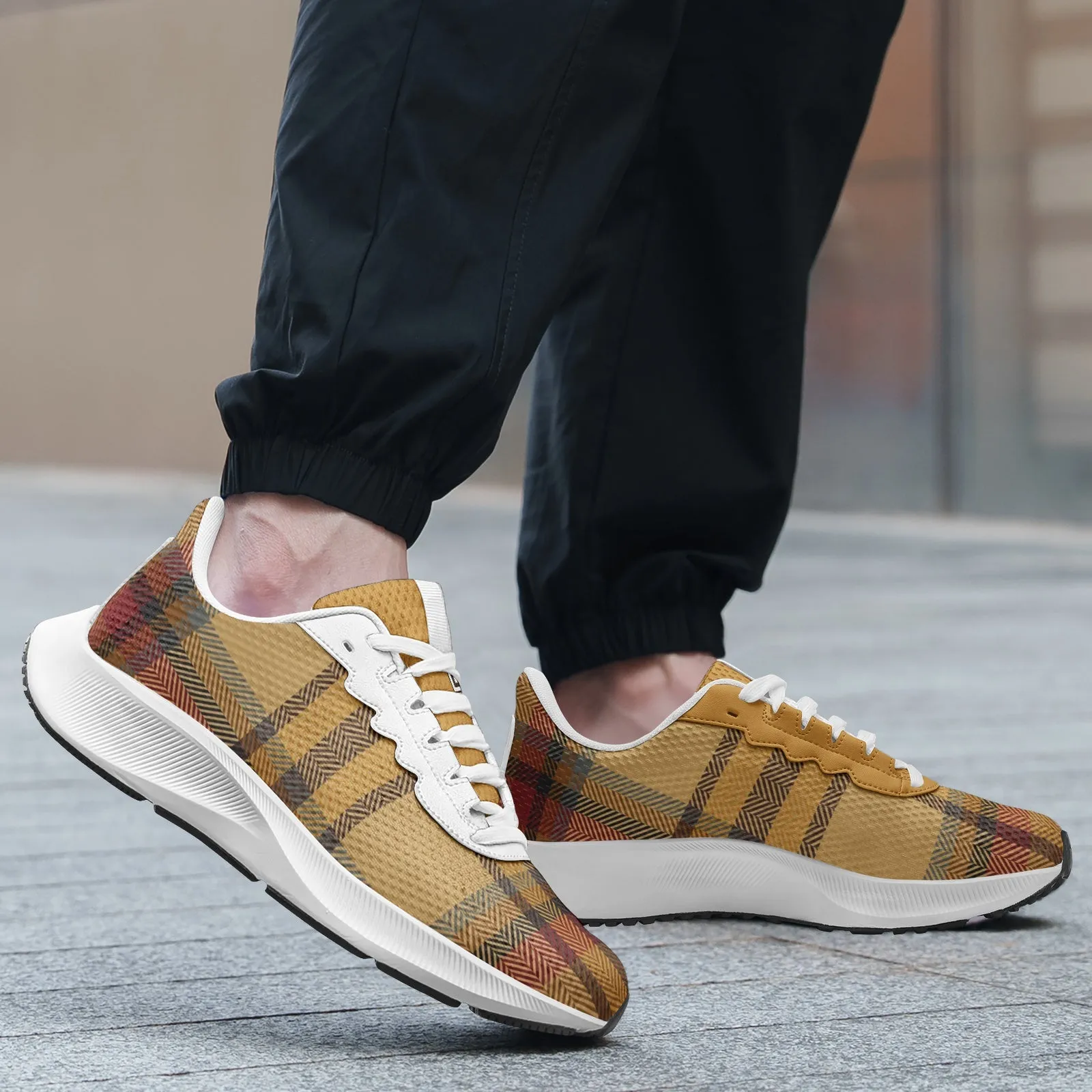 Stylish Plaid-Pattern Lightweight Sports Shoes