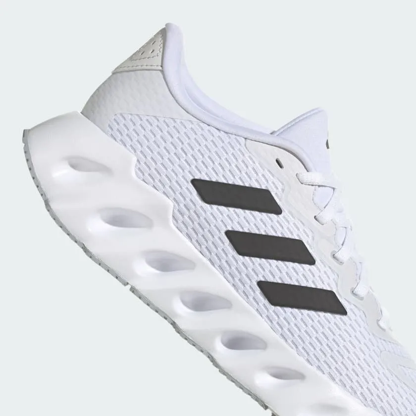 SWITCH RUN RUNNING SHOES